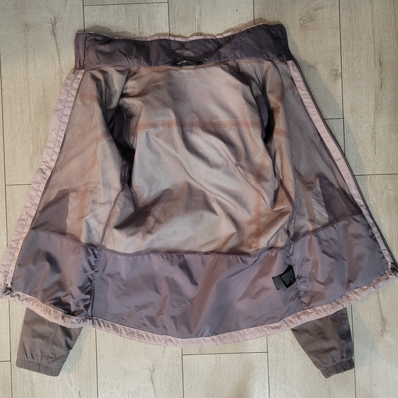 The North Face Resolve Rain Jacket Women's - Picture 3 of 9